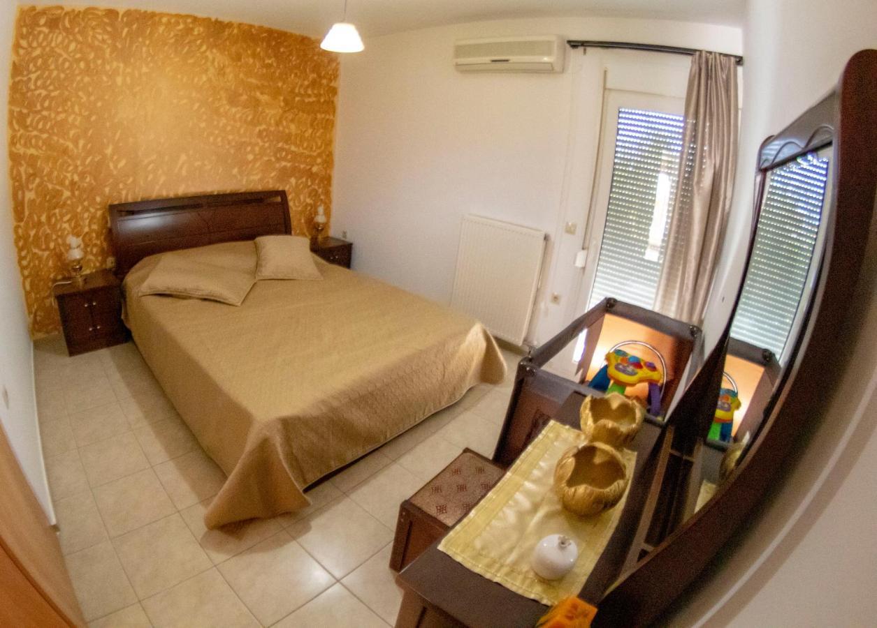 A Quiet Apartment Close To The Sea Гувес Екстер'єр фото