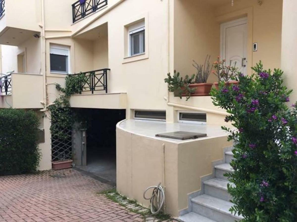 A Quiet Apartment Close To The Sea Гувес Екстер'єр фото